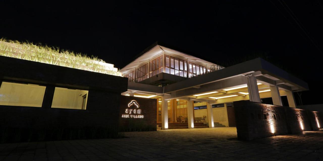 Ayom Java Village Solo Exterior photo